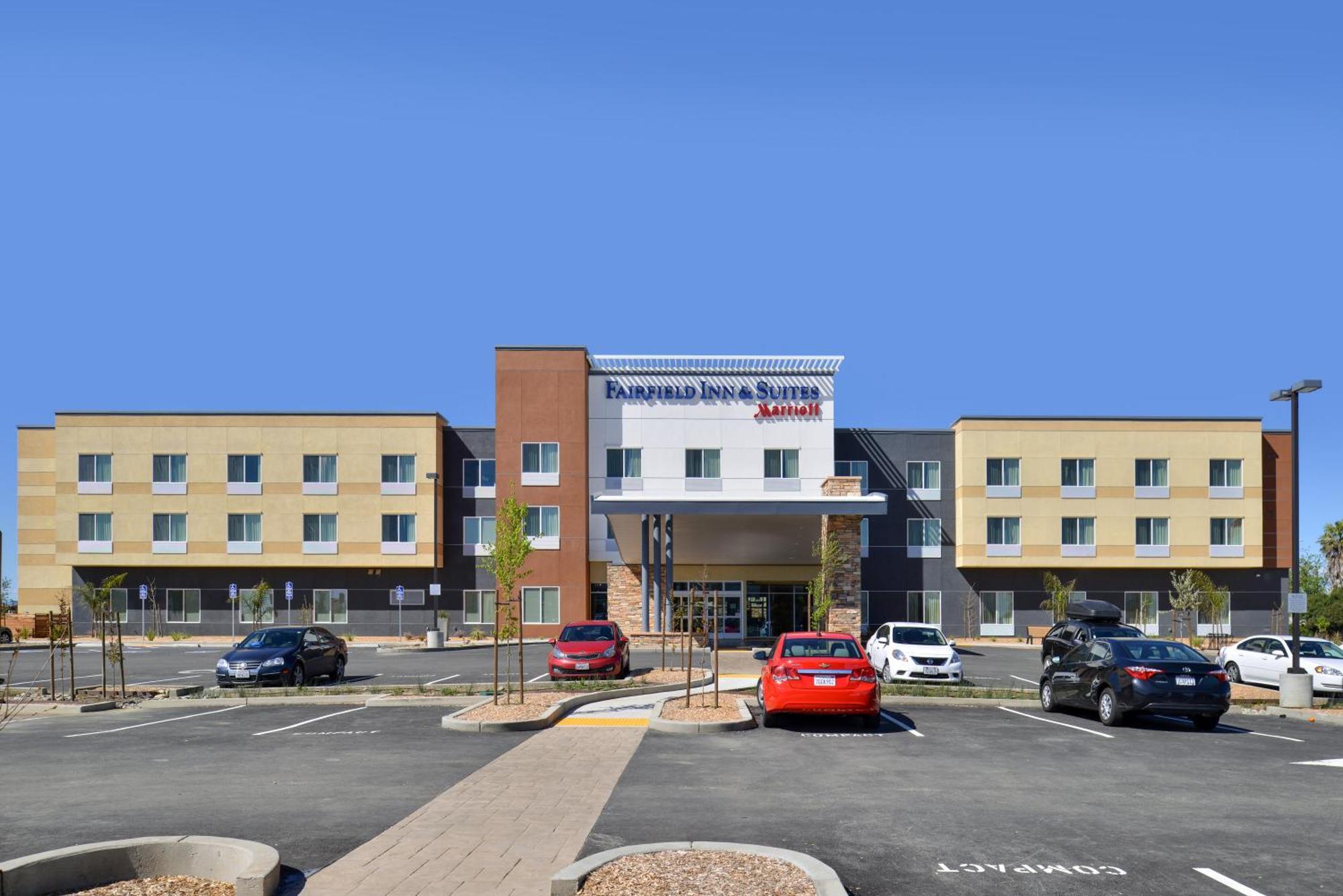 Fairfield Inn & Suites By Marriott Sacramento Airport Woodland Exteriér fotografie