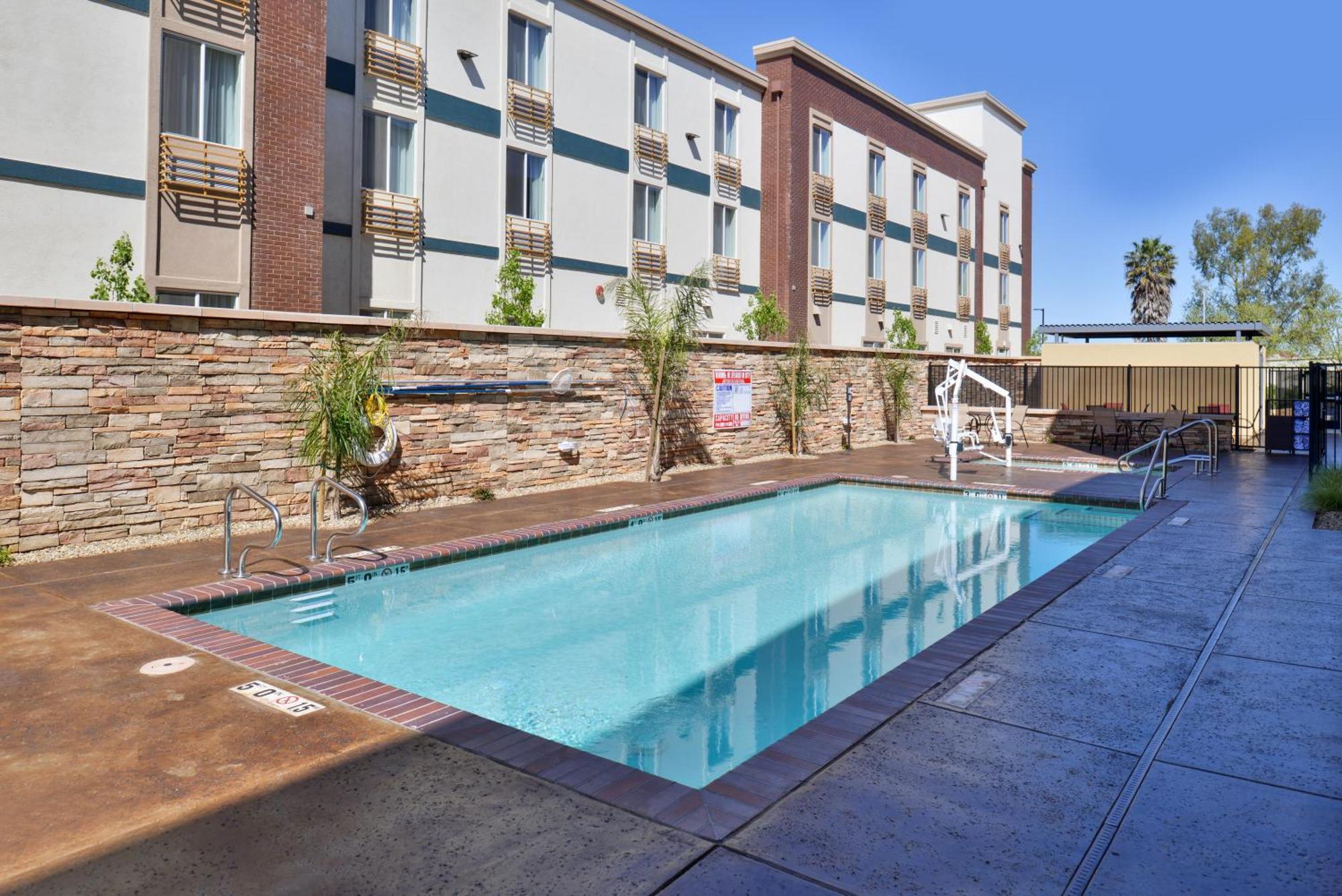 Fairfield Inn & Suites By Marriott Sacramento Airport Woodland Exteriér fotografie